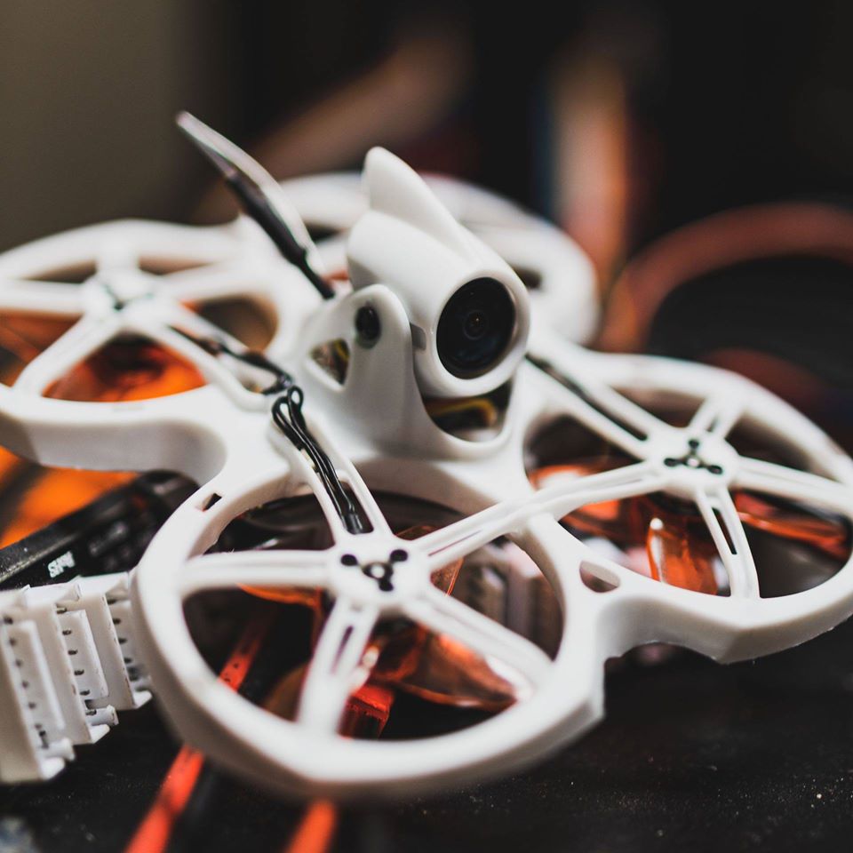 Emax Tinyhawk II 2 RTF FPV Rac - Drone Racing Charger recensione e prezzo